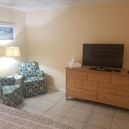 Pennwood Motor Lodge Sebastian Esterno foto